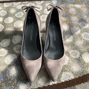 Grey Bow Stuart Weizman heels